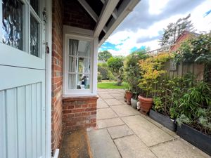 Photo 16- click for photo gallery